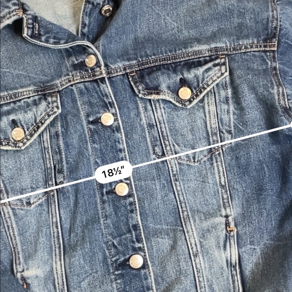 American Eagle boxy oversized denim jean jacket - Picture 3 of 4